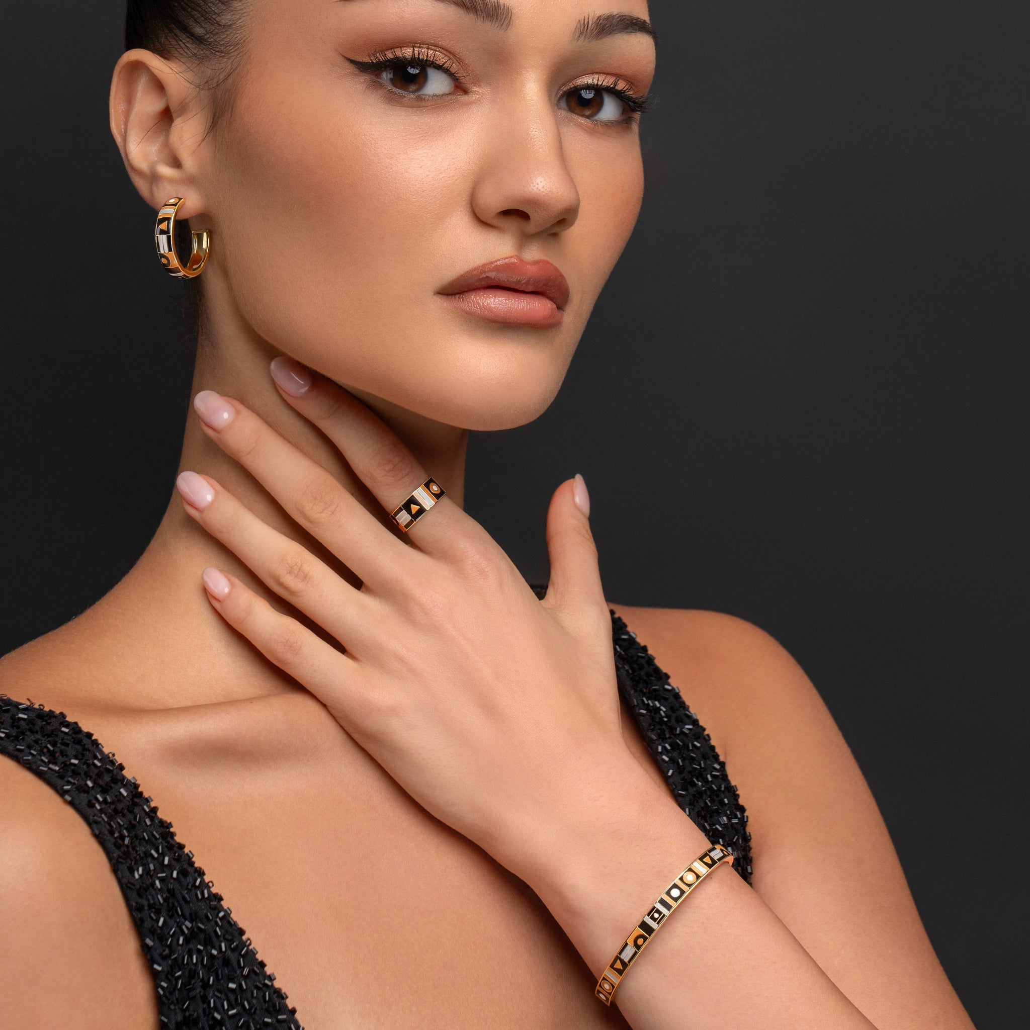 Nyra Bangle