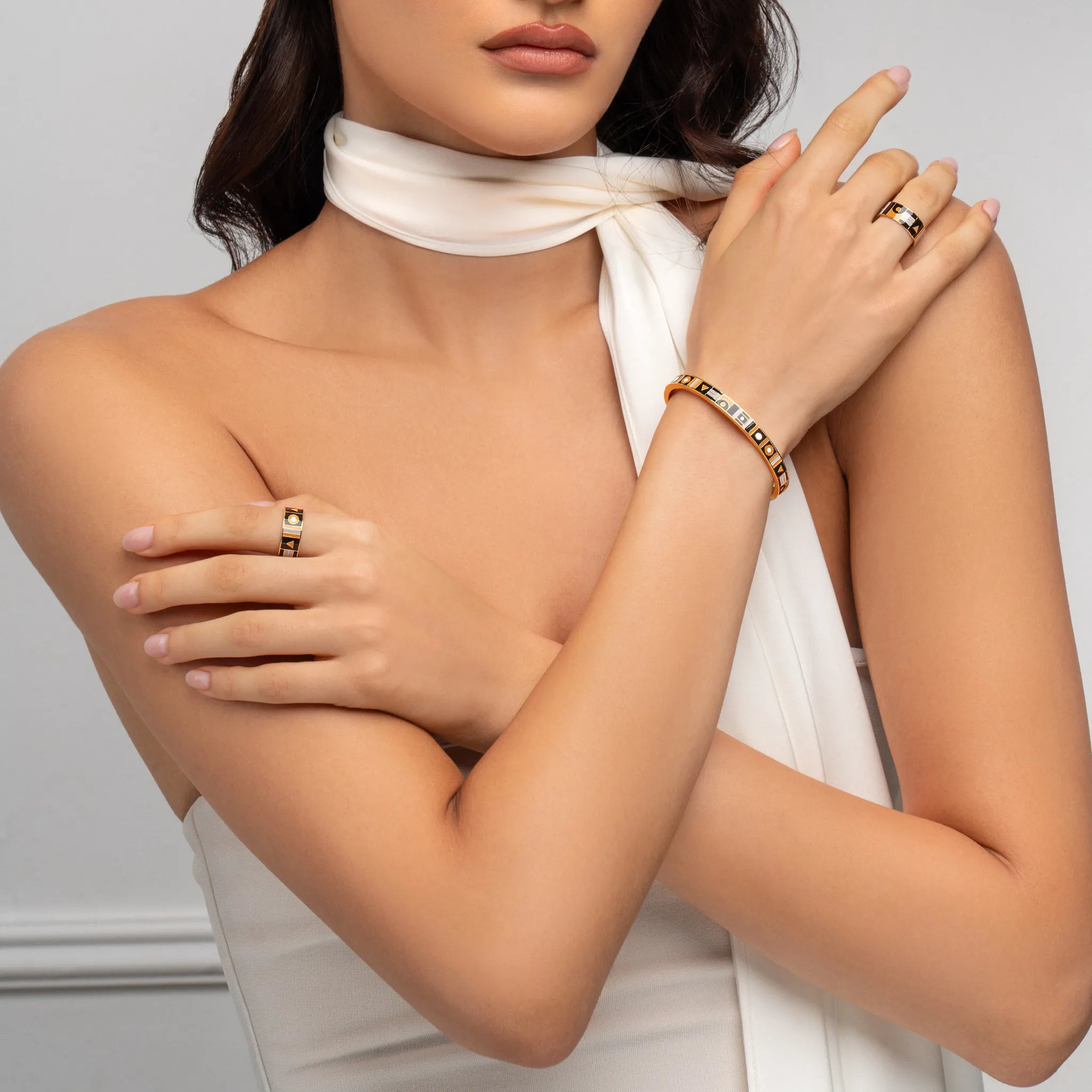 Nyra Bangle