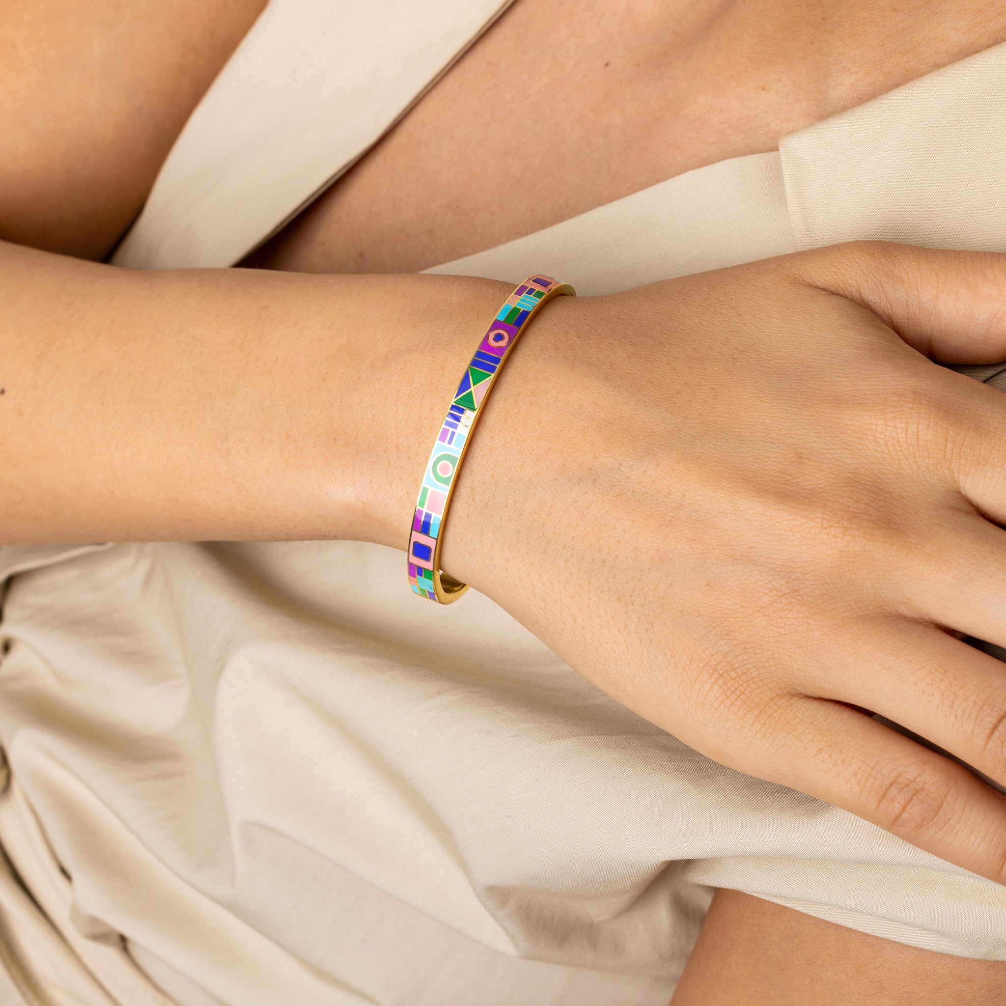 Aurora Bangle