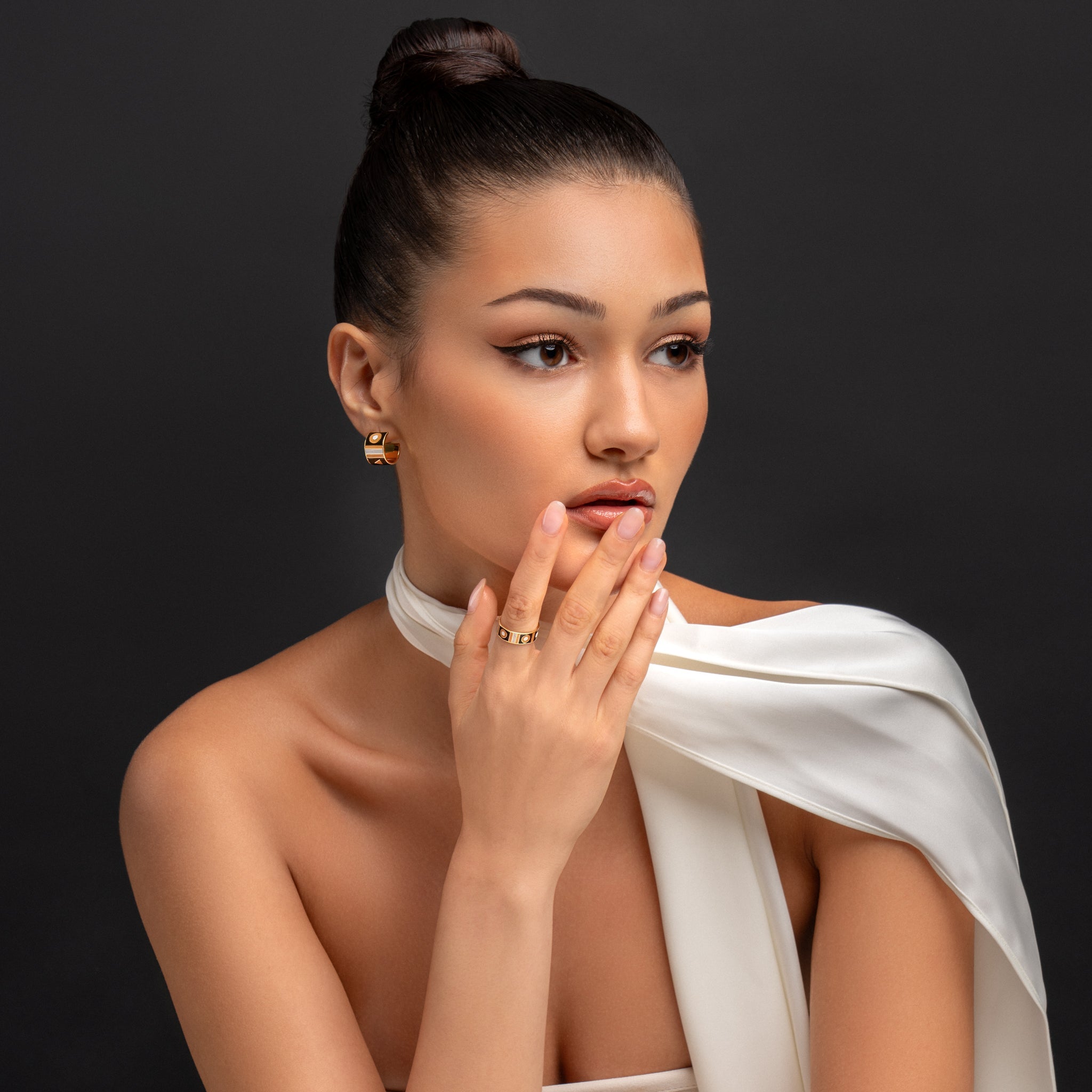 Nyra Nova Earrings